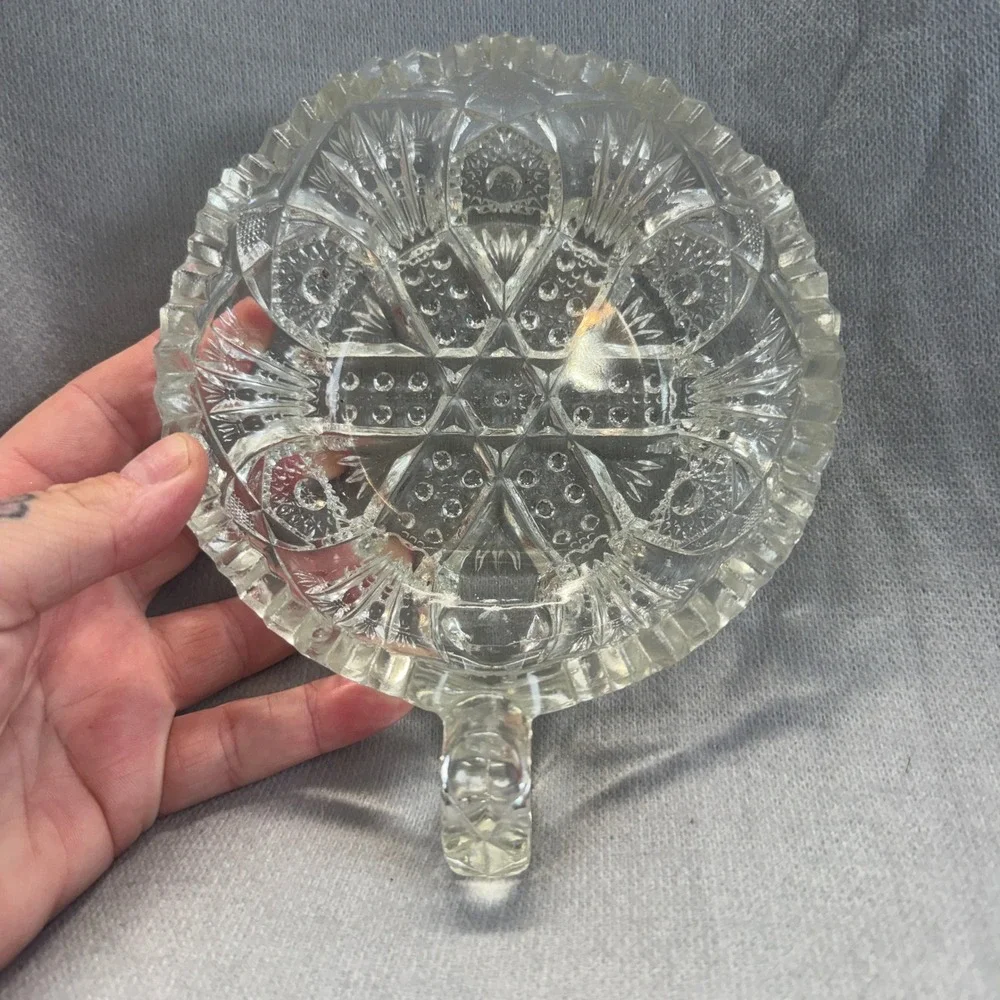 Unbranded Pressed Glass Nappy Bowl Unisex One Size Clear Vintage Sawtooth Edge
